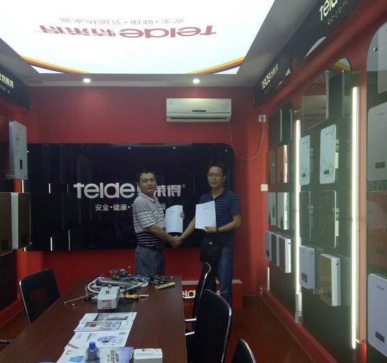 1536305451(1).jpg 1536305451(1).jpg